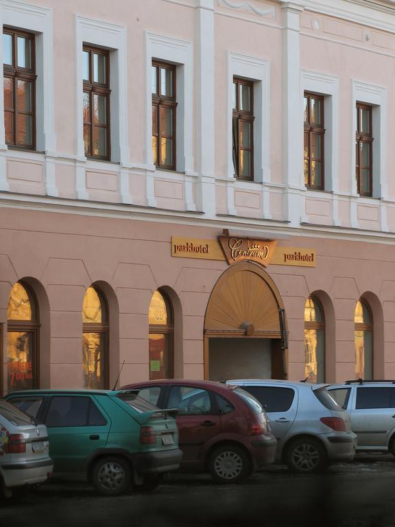 Parkhotel Centrum Spišská Nová Ves Buitenkant foto